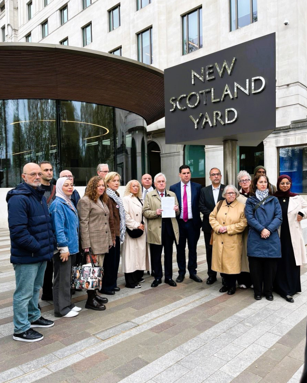 The dark and biased Met!